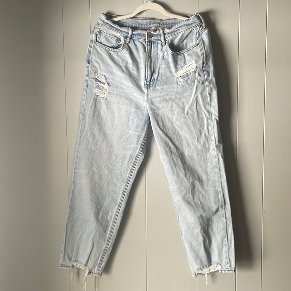 90s boyfriend American Eagle jeans